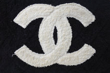 Load image into Gallery viewer, CHANEL シャネル トートバッグ ハンドバッグ 1番台 パイル ココマーク ロゴ ブラック 美品 中古 4c076444