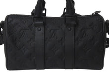 Load image into Gallery viewer, 極美品 LOUIS VUITTON ルイヴィトン キーポル バンドリエール25 ショルダーバッグ ハンドバッグ モノグラムトリヨン M20900 中古 4c076465