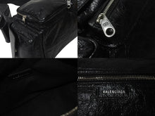 画像をギャラリービューアに読み込む, 極美品 BALENCIAGA バレンシアガ スーパービジィ スモール スリングバッグ アリーナラムスキン 702167・1000・N527277 ブラック 中古 4c076535