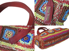 Load image into Gallery viewer, 極美品 MIUMIU ミュウミュウ カゴバッグ 2WAYバッグ ハンドバッグ ショルダーバッグ 5BA183 ラフィア レザー レッド マルチカラー 中古 4c076600