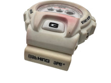 Load image into Gallery viewer, G-SHOCK ジーショック エイプ コラボ Bathing Ape 限定品 時計 ホワイト マルチカラー DW-6900 中古 4c076706