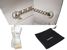 Load image into Gallery viewer, CHANEL シャネル チェーンクラッチ ショルダーバッグ AP4184 ランダム番台 ココマーク キルティング ベージュ 美品 中古 4c076729