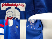 Load image into Gallery viewer, mitchell&amp;ness ミッチェルアンドネス 76ers 半袖シャツ シクサーズ スター 星 ブルー ポリエステル サイズ52 美品 中古 4c069664