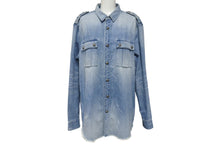画像をギャラリービューアに読み込む, 極美品 BALMAIN バルマン エンボスロゴ ダメージデニムシャツ HC030027D JAPAN製 コットン ブルー サイズ40 中古 4c069785