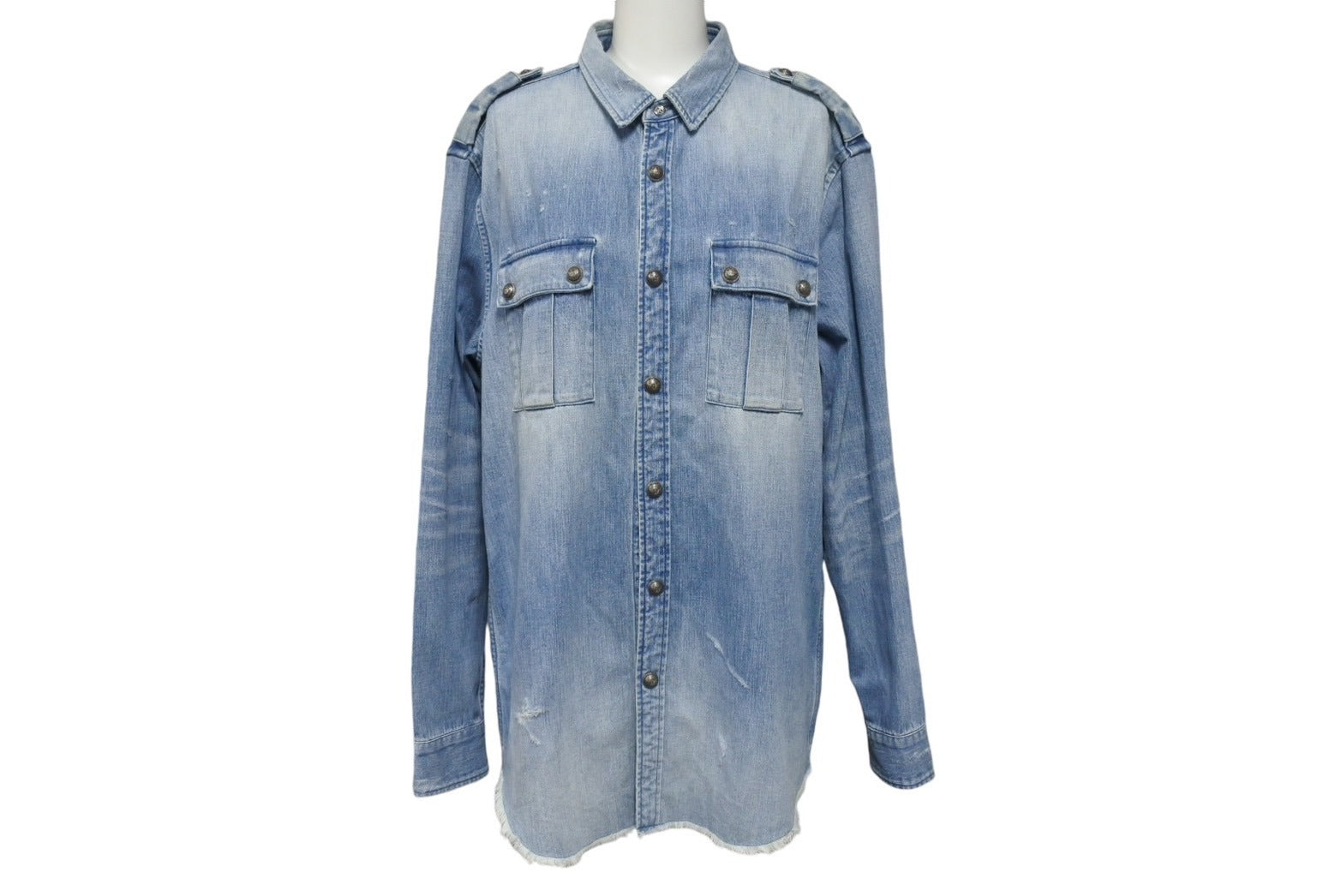 極美品 BALMAIN バルマン エンボスロゴ ダメージデニムシャツ HC030027D JAPAN製 コットン ブルー サイズ40 中古 4c069785 極美品 BALMAIN バルマン エンボスロゴ ダメージデニムシャツ