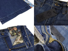Load image into Gallery viewer, 新品未使用 ED HARDY エドハーディ リメイク フレアデニム スタッズ 刺繍 WEHD8400-2 コットン ブルー サイズ28 中古 4c069856