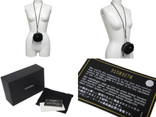 画像をギャラリービューアに読み込む, 極美品 CHANEL シャネル ショルダーバッグ ココネージュ チェーンクラッチ マトラッセ シルバー金具 ボア素材 中古 4c070063