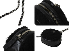 画像をギャラリービューアに読み込む, 極美品 CHANEL シャネル ショルダーバッグ ココネージュ チェーンクラッチ マトラッセ シルバー金具 ボア素材 中古 4c070063