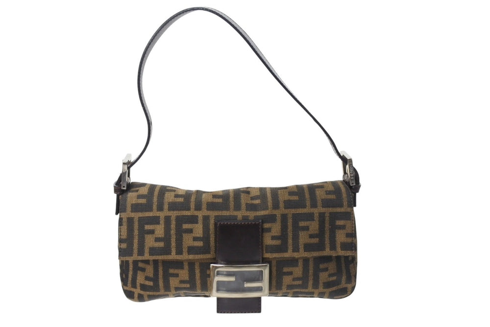 極美品 FENDI フェンディ マンマバケット ワンショルダーバッグ ズッカ柄 コットンキャンバス レザー シルバー金具 ブラウン 中古 4c070254