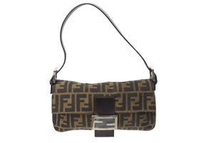 Very good condition FENDI Mamma Bucket One Shoulder Bag Zucca Pattern Cotton Canvas Leather Silver Hardware Brown Used 4c070254