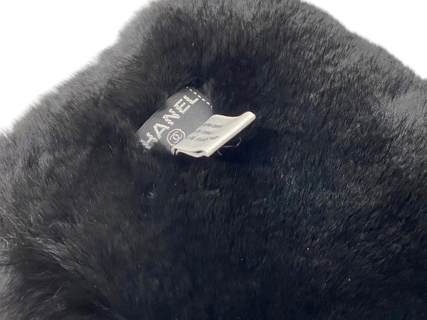 CHANEL Dekacoco Mark Lapin Neck Warmer Muffler Lapin Black White Good Condition Used 4c070624