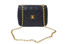 Load image into Gallery viewer, CHANEL シャネル ビジューチェーン ショルダーバッグ 2番台 ラムスキン ココマーク キルティング ブラック 美品 中古 4c071161