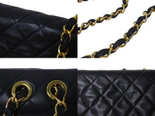 Load image into Gallery viewer, 極美品 CHANEL シャネル デカマトラッセ チェーンショルダーバッグ シングルフラップ 3番台 ブラック ゴールド金具 中古 4c074393