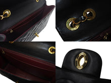 Load image into Gallery viewer, 極美品 CHANEL シャネル デカマトラッセ チェーンショルダーバッグ シングルフラップ 3番台 ブラック ゴールド金具 中古 4c074393