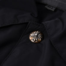 画像をギャラリービューアに読み込む, 新品同様 CHROME HEARTS クロムハーツ RIGGINS FBRC ナイロン コーチ ジャケット ブラック ポリエステル ナイロン プリント サイズXL 中古 4a000683
