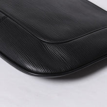 画像をギャラリービューアに読み込む, 極美品 LOUIS VUITTON ルイヴィトン マッツィー ワンショルダーバッグ ハンドバッグ M58972 エピ ブラック 中古 4a000810