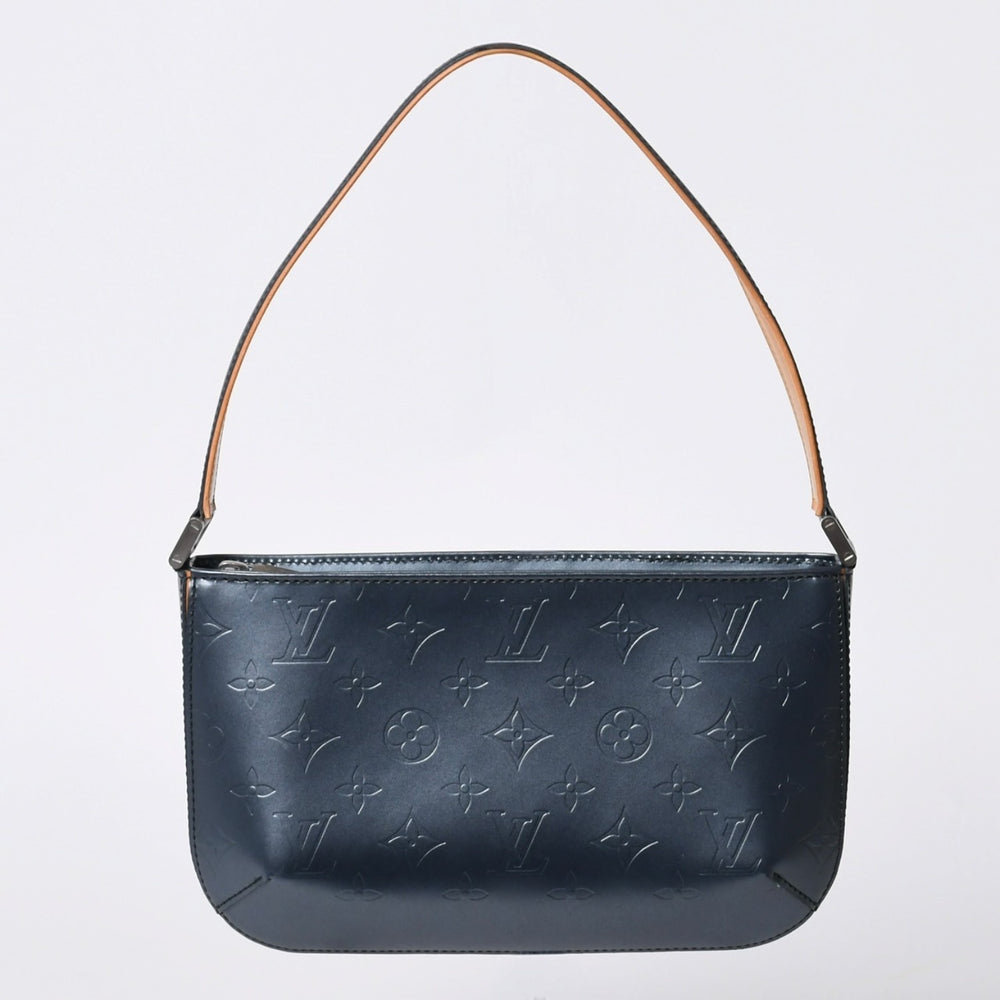 Very good condition LOUIS VUITTON Fowler Monogram Monogram Matt Shoulder Bag Shoulder Bag Navy Used 4a000865