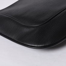 画像をギャラリービューアに読み込む, 極美品 LOUIS VUITTON ルイヴィトン マッツィー ワンショルダーバッグ ハンドバッグ M58972 エピ ブラック 中古 4a000810