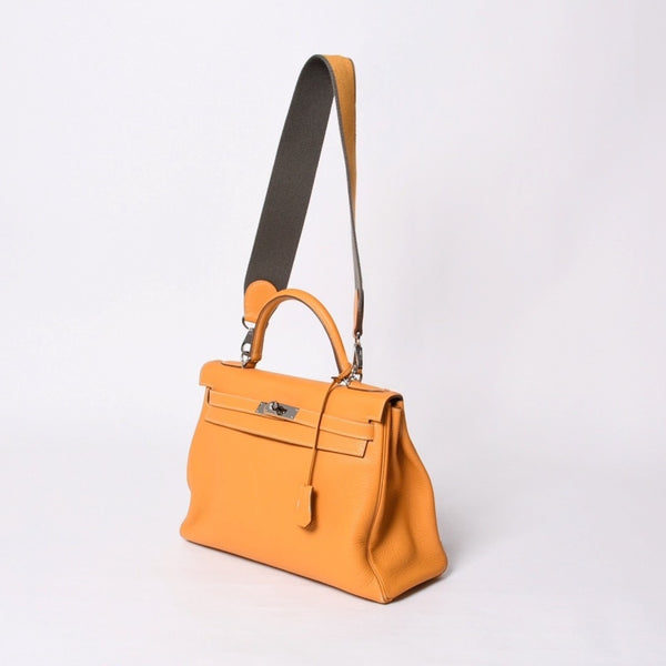 Very good condition HERMES Kelly 32 Inner stitching Yellow □P stamp Taurillon Clemence Silver hardware Handbag 2WAY Used 4a000778