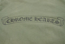 画像をギャラリービューアに読み込む, CHROME HEARTS クロムハーツ プリント 半袖Ｔシャツ カーキ 緑 ロゴ トップス 中古 50256
