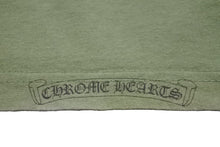 画像をギャラリービューアに読み込む, CHROME HEARTS クロムハーツ プリント 半袖Ｔシャツ カーキ 緑 ロゴ トップス 中古 50256