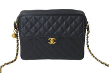 Load image into Gallery viewer, CHANEL シャネル ビジューチェーンショルダーバッグ マトラッセ 玉付きキャビアスキン 2番台 1992年 ブラック 美品 中古 50603