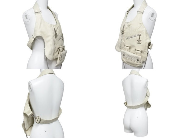 CHANEL シャネル レザーベスト ヴィンテージ ココマーク 8番台 2003年 マトラッセ ラムスキン ホワイト シルバー 美品 中古 50692
