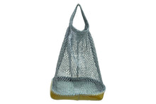 Load image into Gallery viewer, PRADA プラダ メッシュバッグ ミニバッグ ハンドバッグ イタリア製 メッシュ エナメル ブルー ゴールド 中古 51132