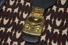 Load image into Gallery viewer, MIUMIU ミュウミュウ ジャガード マドラス ショルダーバッグ ブラック ゴートレザー 5BH131 ロゴ ゴールド金具 美品 中古 4b005175