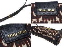 Load image into Gallery viewer, MIUMIU ミュウミュウ ジャガード マドラス ショルダーバッグ ブラック ゴートレザー 5BH131 ロゴ ゴールド金具 美品 中古 4b005175