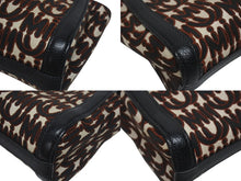 Load image into Gallery viewer, MIUMIU ミュウミュウ ジャガード マドラス ショルダーバッグ ブラック ゴートレザー 5BH131 ロゴ ゴールド金具 美品 中古 4b005175