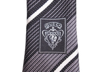 画像をギャラリービューアに読み込む, GUCCI グッチ ネクタイ トムフォード期 ストライプ スーツ シルク ブラック グレー ホワイト 美品 中古 51812