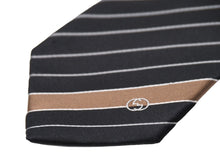 画像をギャラリービューアに読み込む, GUCCI グッチ ネクタイ トムフォード期 ストライプ 服飾小物 ブランド ロゴ シルク ブラック シルバー ゴールド 美品 中古 51813