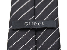 画像をギャラリービューアに読み込む, GUCCI グッチ ネクタイ トムフォード期 ストライプ 服飾小物 ブランド ロゴ シルク ブラック シルバー ゴールド 美品 中古 51813
