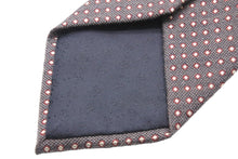 画像をギャラリービューアに読み込む, GUCCI グッチ ネクタイ スーツ 紳士 ドット柄 ロゴ コットン グレー レッド シルバー 美品 中古 51817