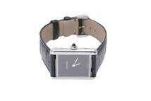 Load image into Gallery viewer, 極美品 Cartier カルティエ タンクマストLM WSTA0072 ブラック文字盤 時計 中古 4c051457