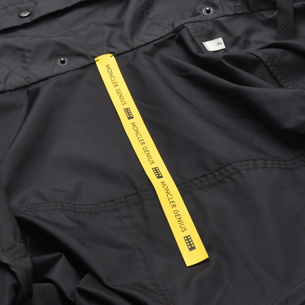 新品同様品 MONCLER FRAGMENT モンクレール×fragment design フラグメント ナイロンジャケット 藤原ヒロシ K109U1C00003 M5238 ブラック 中古 4a005220