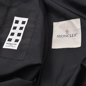 新品同様品 MONCLER FRAGMENT モンクレール×fragment design フラグメント ナイロンジャケット 藤原ヒロシ K109U1C00003 M5238 ブラック 中古 4a005220