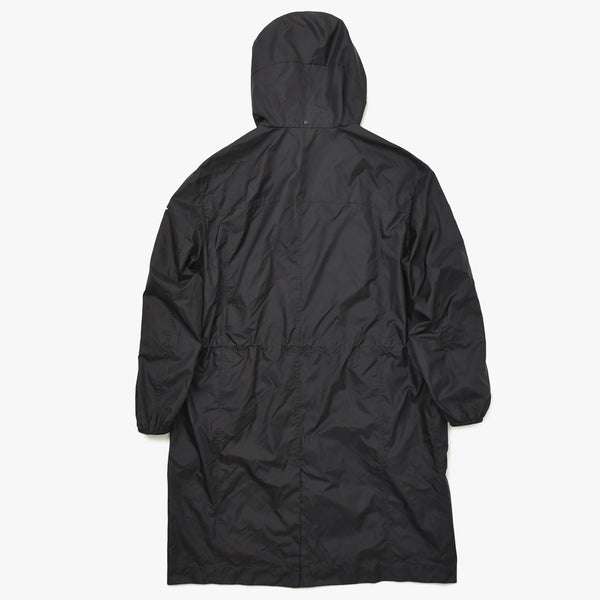新品同様品 MONCLER FRAGMENT モンクレール×fragment design フラグメント ナイロンジャケット 藤原ヒロシ K109U1C00003 M5238 ブラック 中古 4a005220