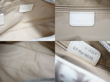 Load image into Gallery viewer, Christian Dior クリスチャンディオール フラワー刺繍 トロッター ハンドバッグ キャンバス レザー ベージュ 美品 中古 4b005246