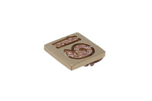 Load image into Gallery viewer, CHANEL シャネル ピンブローチ ピンバッチ 19 ラインストーン GP ゴールド ピンク 130YEARS 美品 中古 52590