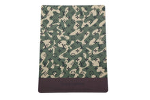 Load image into Gallery viewer, 新品未使用 LouisVuitton ルイヴィトン 村上隆コラボ マウスパッド Numero TOKYO オリジナル 25.5g モノグラムフラージュ 52675