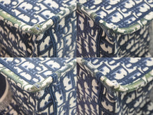 Load image into Gallery viewer, ChristianDior クリスチャンディオール ブックトート ラージ トロッター オブリーク キャンバス ネイビー ベージュ 美品 中古 52826