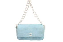 Load image into Gallery viewer, 激レア CHANEL シャネル パイル マトラッセ プラチェーン 7番台 ブルー 水色 美品 中古 53158