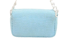 Load image into Gallery viewer, 激レア CHANEL シャネル パイル マトラッセ プラチェーン 7番台 ブルー 水色 美品 中古 53158