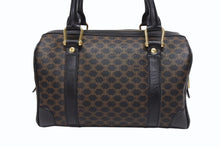 画像をギャラリービューアに読み込む, CELINE セリーヌ ハンドバッグ MC98/2 マカダム柄 PVC レザー ブラウン ブラック イタリア製 ゴールド金具 総柄 美品 中古 4b005320