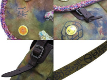 画像をギャラリービューアに読み込む, 極美品 CHANEL シャネル エンブロイダリー メッセンジャーバッグ 20番台 グラフィティ エンブロイダリー カーキ A92790 中古 53806