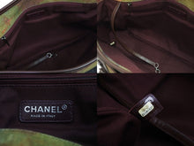 画像をギャラリービューアに読み込む, 極美品 CHANEL シャネル エンブロイダリー メッセンジャーバッグ 20番台 グラフィティ エンブロイダリー カーキ A92790 中古 53806