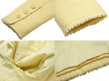 画像をギャラリービューアに読み込む, CHANEL シャネル ウールジャケット イエロー ココマークボタン P07237V05392 サイズ40 美品 中古 53596