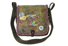 画像をギャラリービューアに読み込む, CHANEL シャネル ショルダーバッグ ココマーク エンブロイダリー グラフィティ 20番台 カーキ マルチ シルバー金具 美品 中古 53605